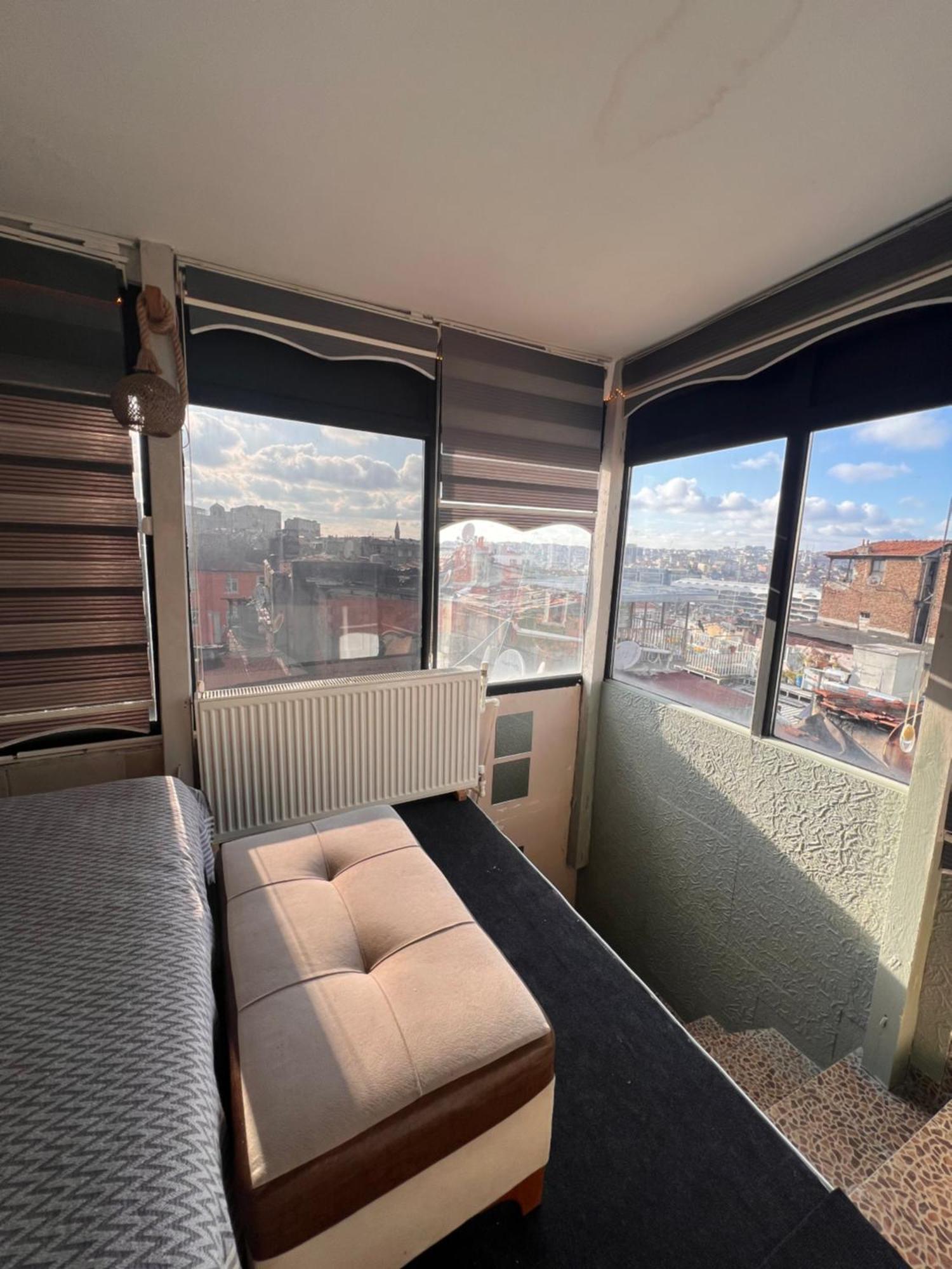 Cozy Dublex In City Center, 3rd Floor * Istanboel